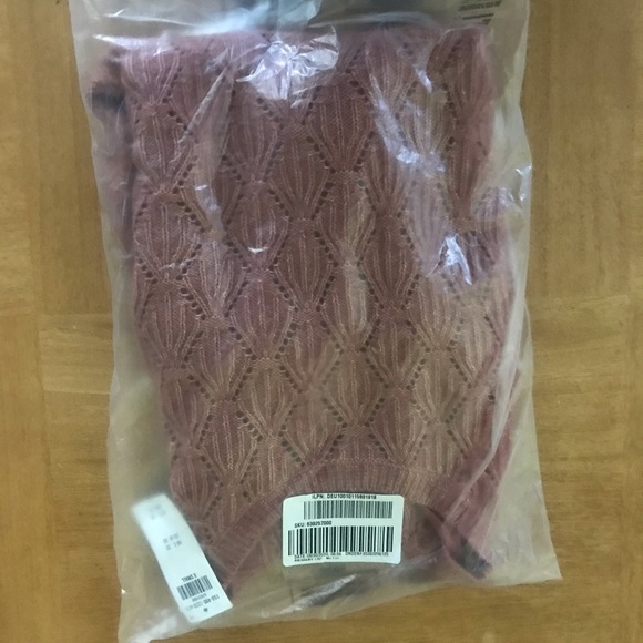 Abercrombie NWT XS Pointelle Scoop- Back Sweater - Picture 8 of 10